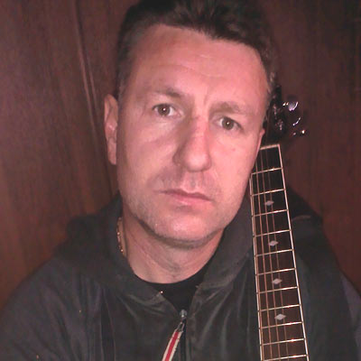 Антон Дынин, автор и исполнитель